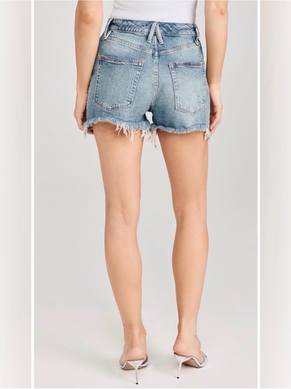 NWT Good American-sz 30-Blue Distressed Denim Shorts with Beautiful Rhinestones! - Picture 2 of 8